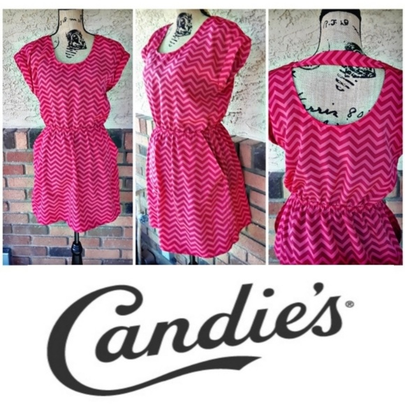 Candie's Dresses & Skirts - ☕Candies Chevron stripped dress